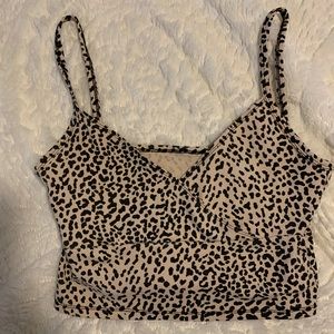 Leopard crop top medium